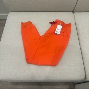 New Figs Women’s Zamora Jogger Srub Pants